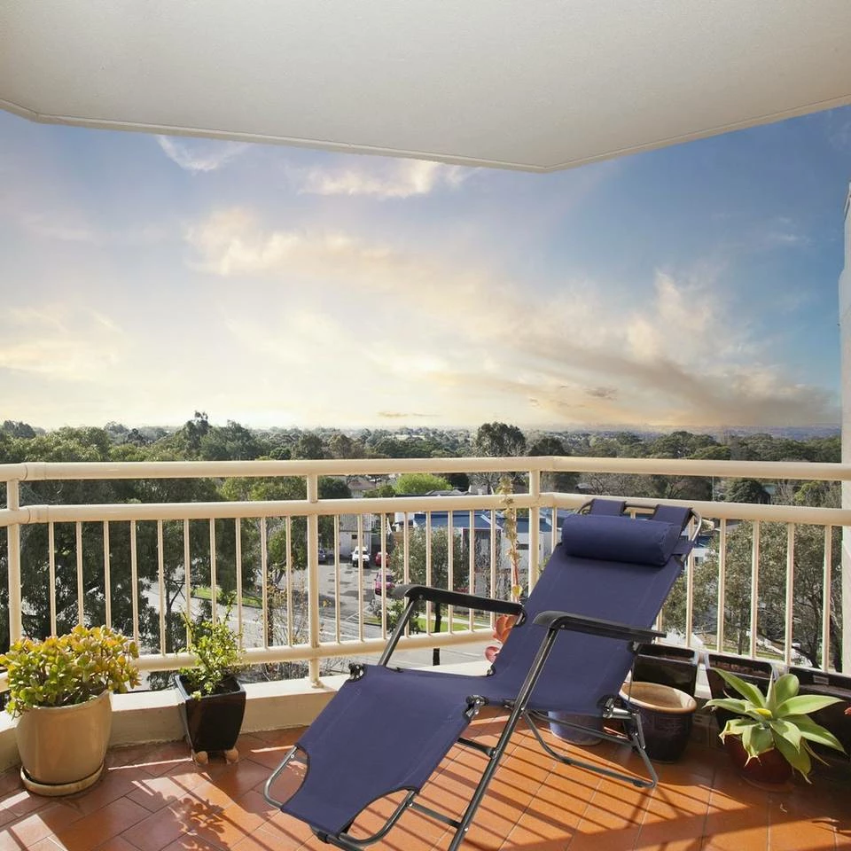 relaxdays Gartenliege »1 x Sonnenliege klappbar dunkelblau« – Bild 5