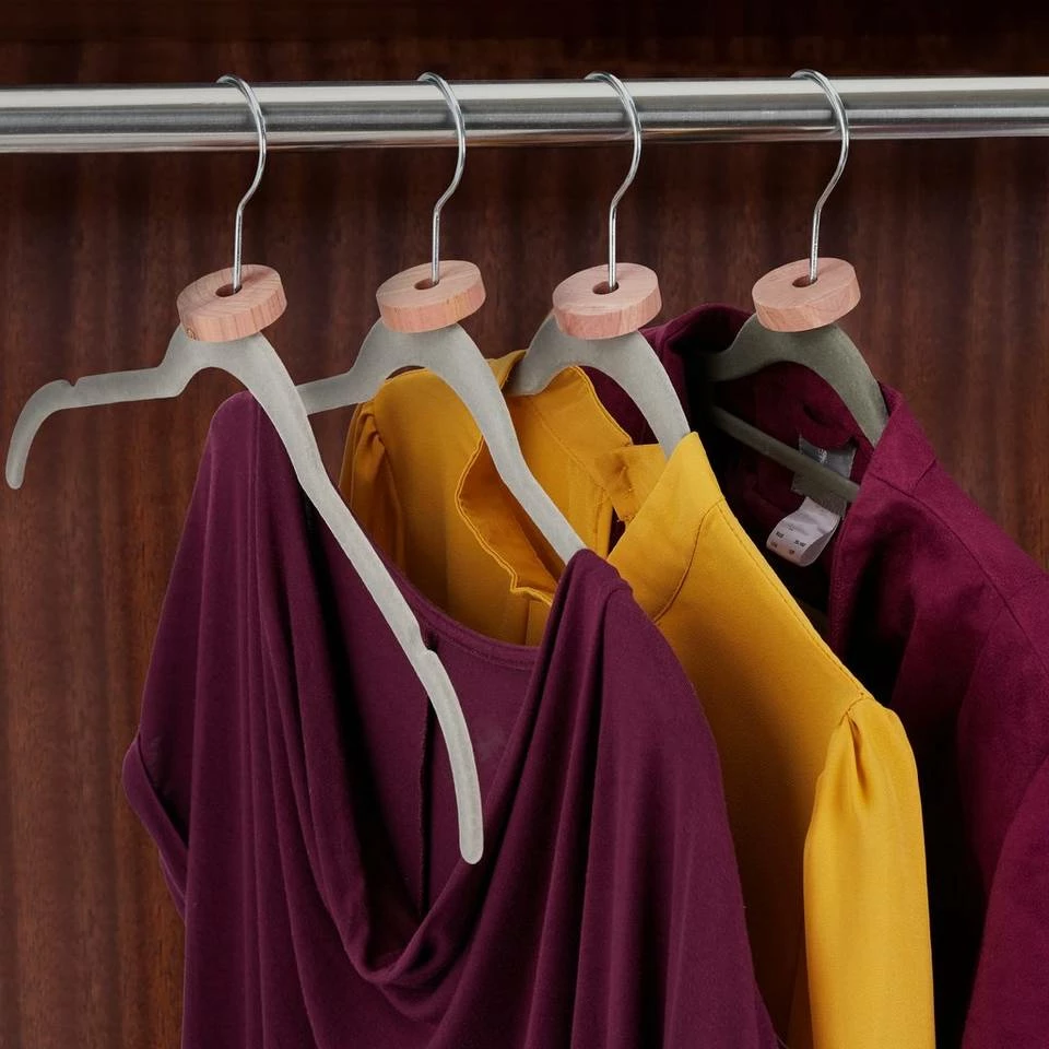 relaxdays Kleiderschrank »100 x Mottenschutz aus Zedernholz« – Bild 2