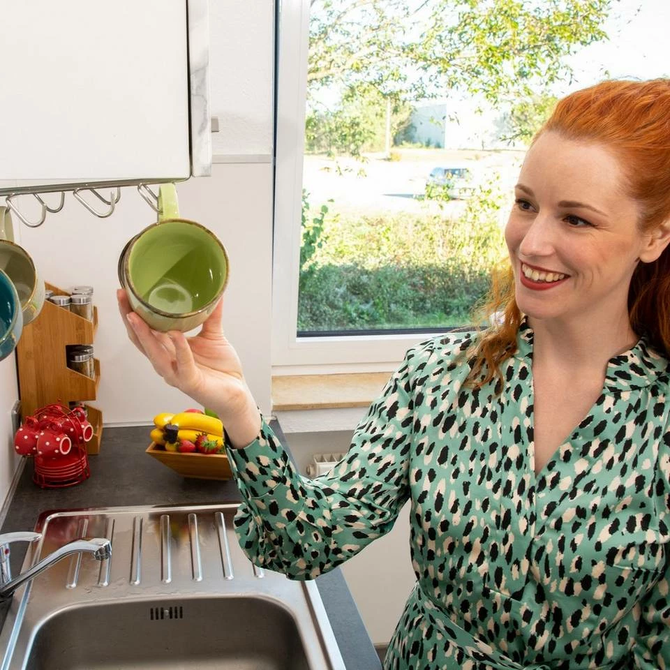 relaxdays Gläserhalter »4 x Tassenhalter Schrankeinsatz« – Bild 5