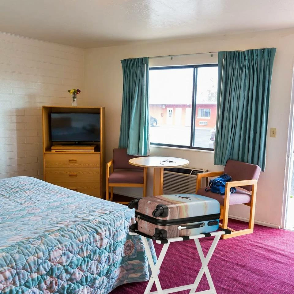 relaxdays Ablagetisch »Kofferständer klappbar in Weiß« – Bild 5